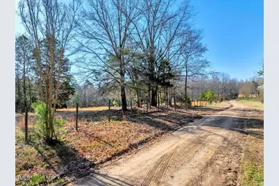 560 Little Rosewood Lane, Henderson, NC 27537 - Photo 3