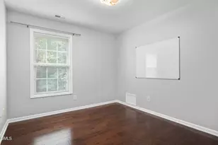 105 New Parkside Dr, Chapel Hill, NC 27516 - Photo 25