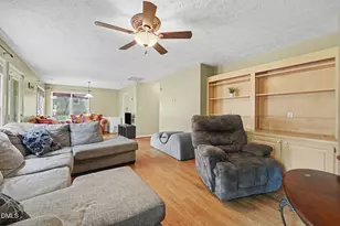 808 Hilton Dr, Fayetteville, NC 28311 - Photo 7