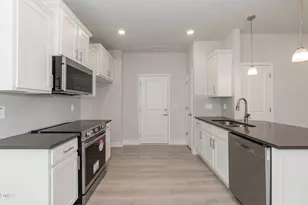 702 Dunlawton Ct, Sanford, NC 27330 - Photo 15
