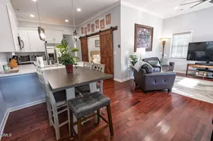 213 E South St, Raleigh, NC 27601 - Photo 5