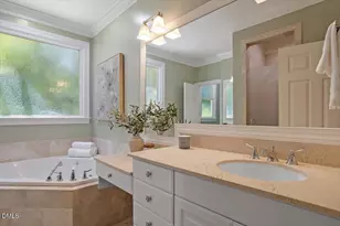 105 Arcadia Ln, Chapel Hill, NC 27514 - Photo 23