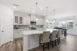 1009 Tamarisk Ln, Durham, NC 27703 - Photo 3