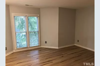 1000 Brighthurst Drive, Raleigh, NC 27605 - Photo 7