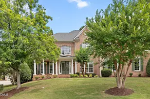 211 Lantern Ridge Ln, Cary, NC 27519 - Photo 3