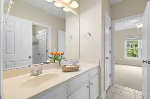 211 Lantern Ridge Ln, Cary, NC 27519 - Photo 37
