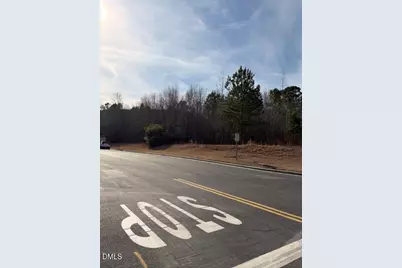 590 E Jackson Boulevard, Erwin, NC 28339 - Photo 5