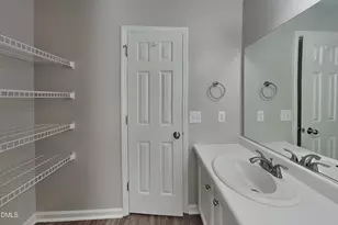 104 Roundtree Ct, Clayton, NC 27520 - Photo 9