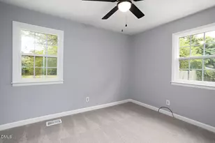 529 Clifford Ave, Fayetteville, NC 28314 - Photo 17