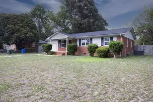 529 Clifford Ave, Fayetteville, NC 28314 - Photo 3