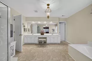7733 Silver View Ln, Raleigh, NC 27613 - Photo 55