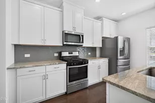 810 Firebrick Dr, Cary, NC 27519 - Photo 15