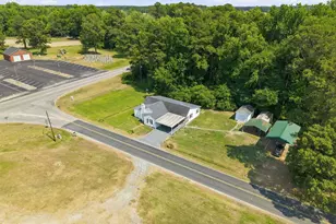 25 Eugene Jernigan Rd, Dunn, NC 28334 - Photo 37