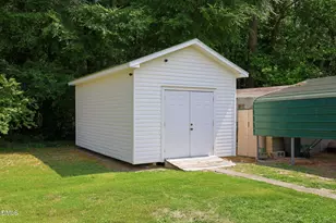 25 Eugene Jernigan Rd, Dunn, NC 28334 - Photo 33
