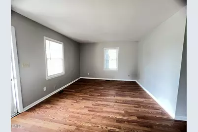 918 Durham Street, Fuquay-Varina, NC 27526 - Photo 5