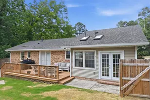 817 Chatham Ln, Raleigh, NC 27610 - Photo 21