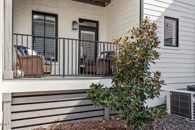 605 Smedes Place #B, Raleigh, NC 27605 - Photo 15