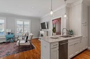 605 Smedes Pl, Raleigh, NC 27605 - Photo 5
