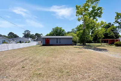 207 Price Street, Pine Level, NC 27576 - Photo 29