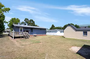 207 Price St, Pine Level, NC 27576 - Photo 27