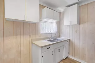 207 Price St, Pine Level, NC 27576 - Photo 11