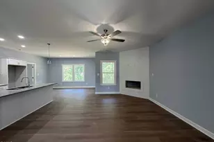 72 Hagood St, Smithfield, NC 27577 - Photo 5