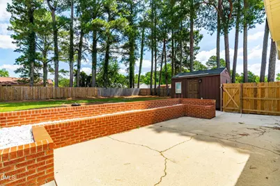1282 Nc-27, Benson, NC 27504 - Photo 35