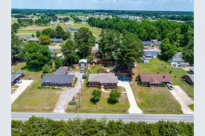 1282 Nc-27, Benson, NC 27504 - Photo 3