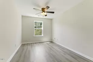 11100 Gwynn Oaks Dr, Raleigh, NC 27614 - Photo 19