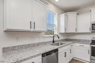 936 Channel Drop Lp, Zebulon, NC 27597 - Photo 15