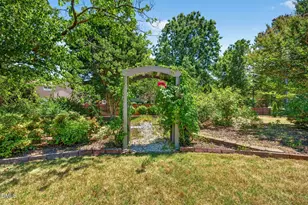 105 Ecklin Ln, Cary, NC 27519 - Photo 31