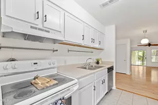 213 Schultz St, Chapel Hill, NC 27514 - Photo 11