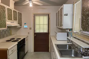 2012 Bowman Ln, Raleigh, NC 27610 - Photo 19