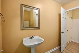 224 Montibello Dr, Cary, NC 27513 - Photo 29