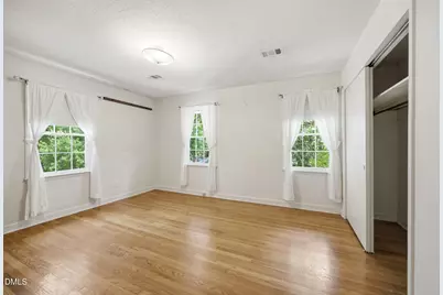 5101 Sandlewood Drive, Raleigh, NC 27609 - Photo 29