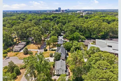 5101 Sandlewood Drive, Raleigh, NC 27609 - Photo 47
