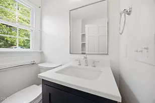 5101 Sandlewood Dr, Raleigh, NC 27609 - Photo 19