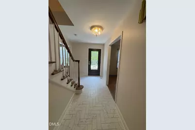 5101 Sandlewood Drive, Raleigh, NC 27609 - Photo 25