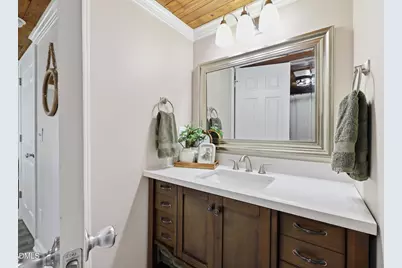 215 W Brocklyn Street, Benson, NC 27504 - Photo 19