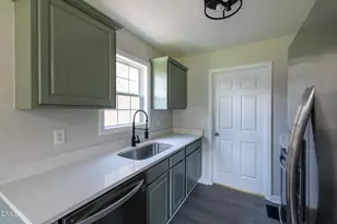 26 Weatherspoon Ln, Smithfield, NC 27577 - Photo 5