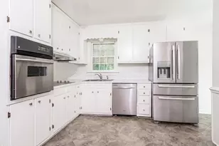 305 Lucas St, Lucama, NC 27851 - Photo 3