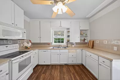 2544 Holiday Avenue, Zebulon, NC 27597 - Photo 11