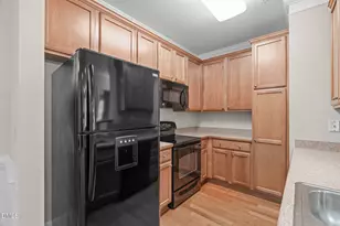 928 Portstewart Dr, Cary, NC 27519 - Photo 17