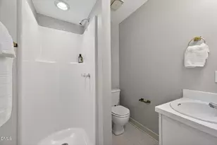 1506 Township Cir, Raleigh, NC 27609 - Photo 51
