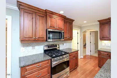 516 Blakewood Drive, Raleigh, NC 27609 - Photo 15