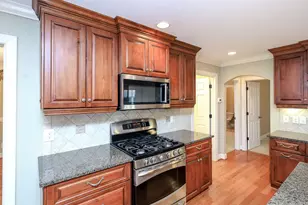 516 Blakewood Dr, Raleigh, NC 27609 - Photo 15