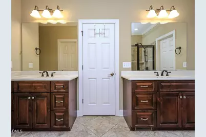 516 Blakewood Drive, Raleigh, NC 27609 - Photo 31