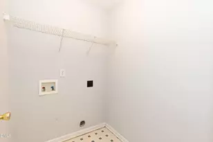 7524 Brighton Hill Ln, Raleigh, NC 27616 - Photo 23