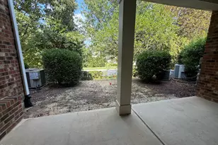 124 Longchamp Ln, Cary, NC 27519 - Photo 5
