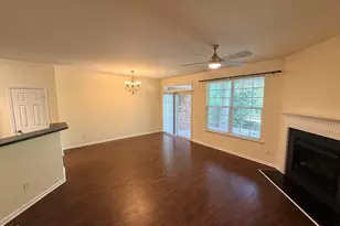 124 Longchamp Ln, Cary, NC 27519 - Photo 3